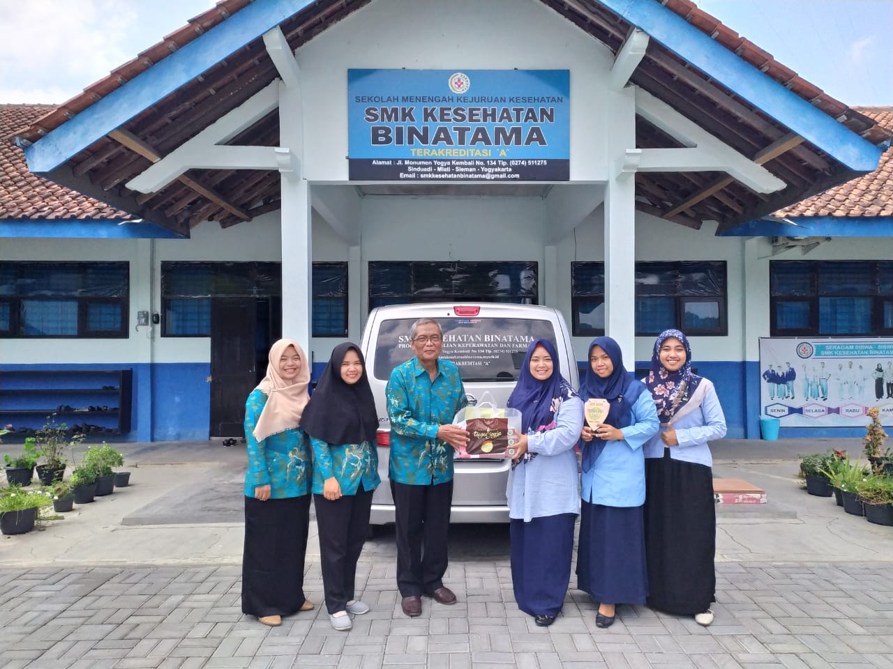 WhatsApp%2BImage%2B2019 12 03%2Bat%2B09.37.34 - Kunjungan Study Pembelajaran  SMK Bhakti Husada Brebes Ke SMK Kesehatan Binatama