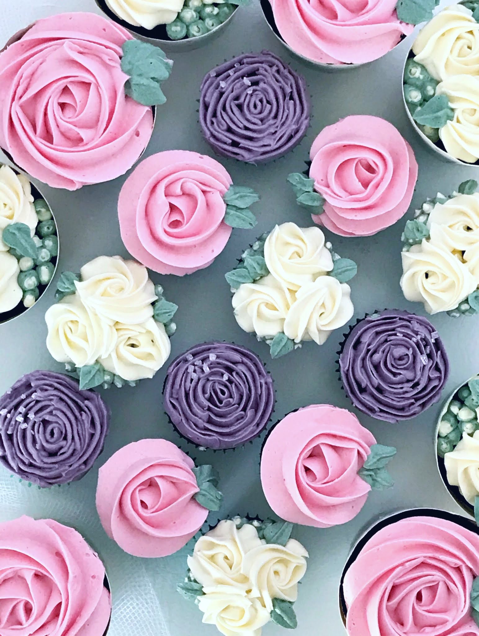Swiss Meringue Buttercream Flowers