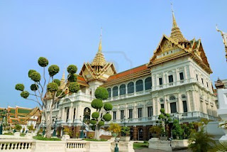 grand-palace-in-bangkok-thailand