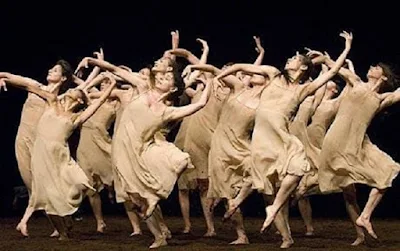 Pina Bausch tokoh penari modern mancanegara - berbagaireviews.com