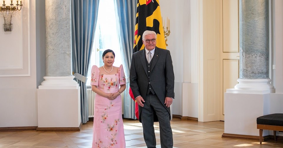 Secondlife Page 56 Shenanigans Music Cafe