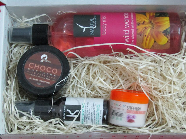 Glamego Box worth Rs 2300/- only at Rs 299/-