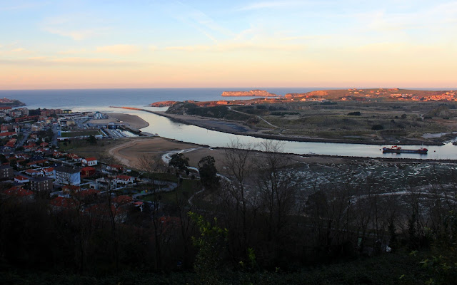 Vistas de la ría de San Martín de la Arena en Suances