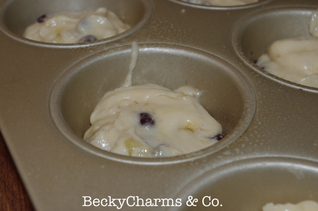 One Bowl Banana Chocolate Chip Muffins by BeckyCharms 2012