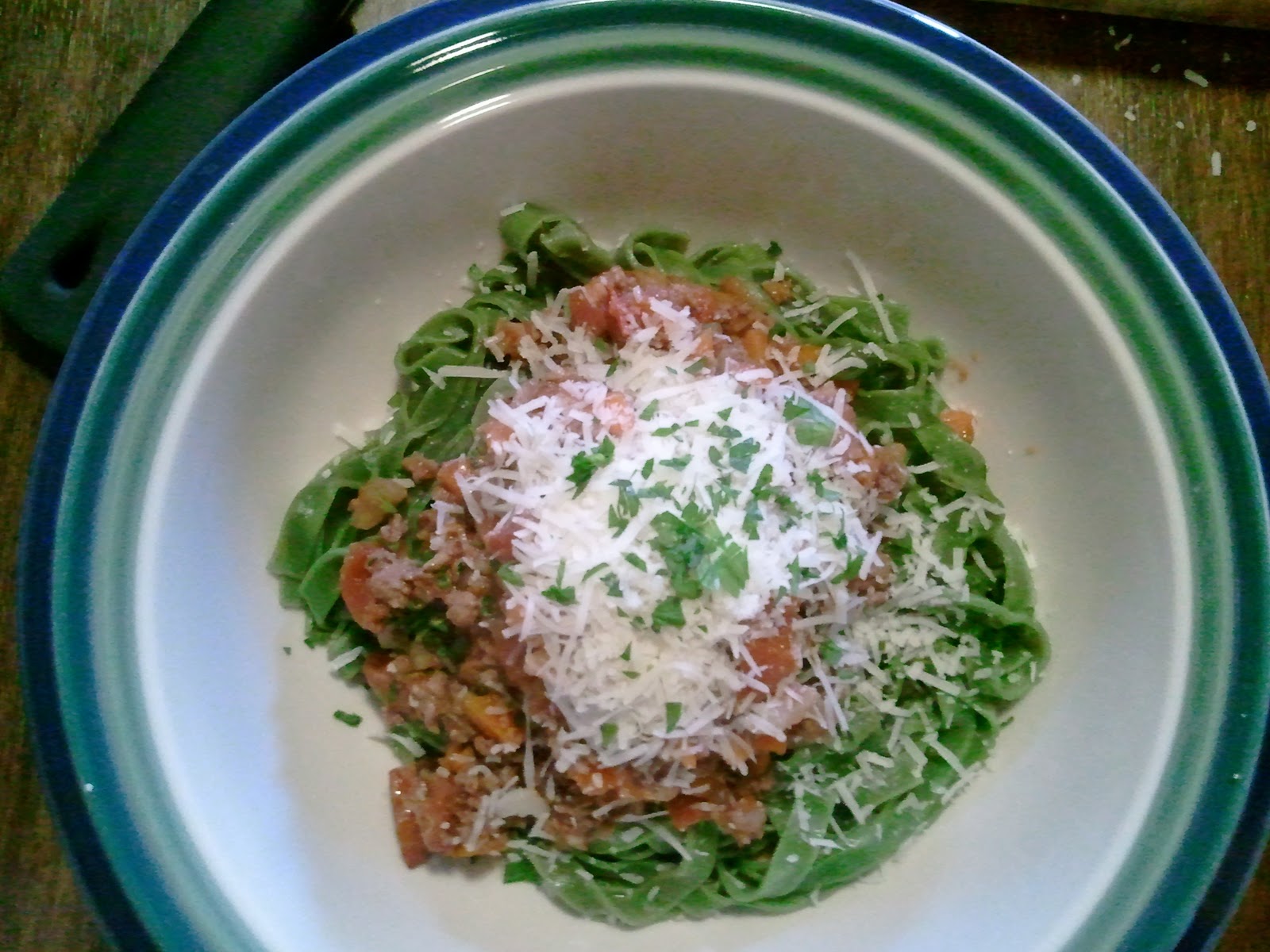 K I T C H E N 4 0 1 41 Veal "Bolognese" / Spinach Fettuccine / Pecorino