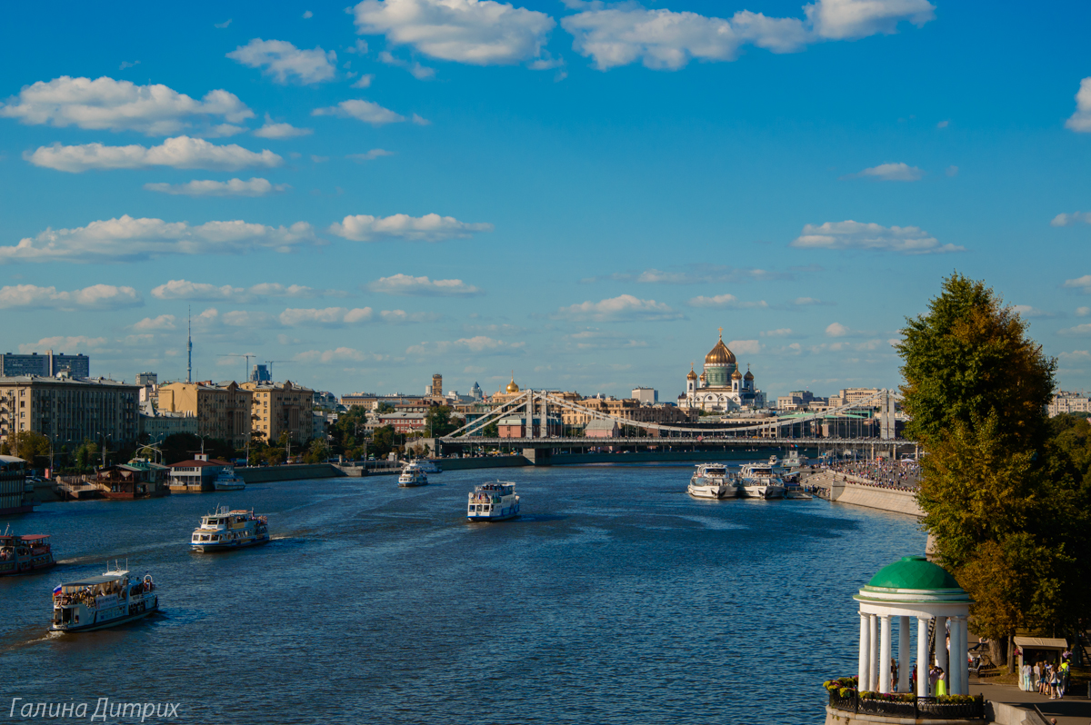 Парк Горького вид с моста фото