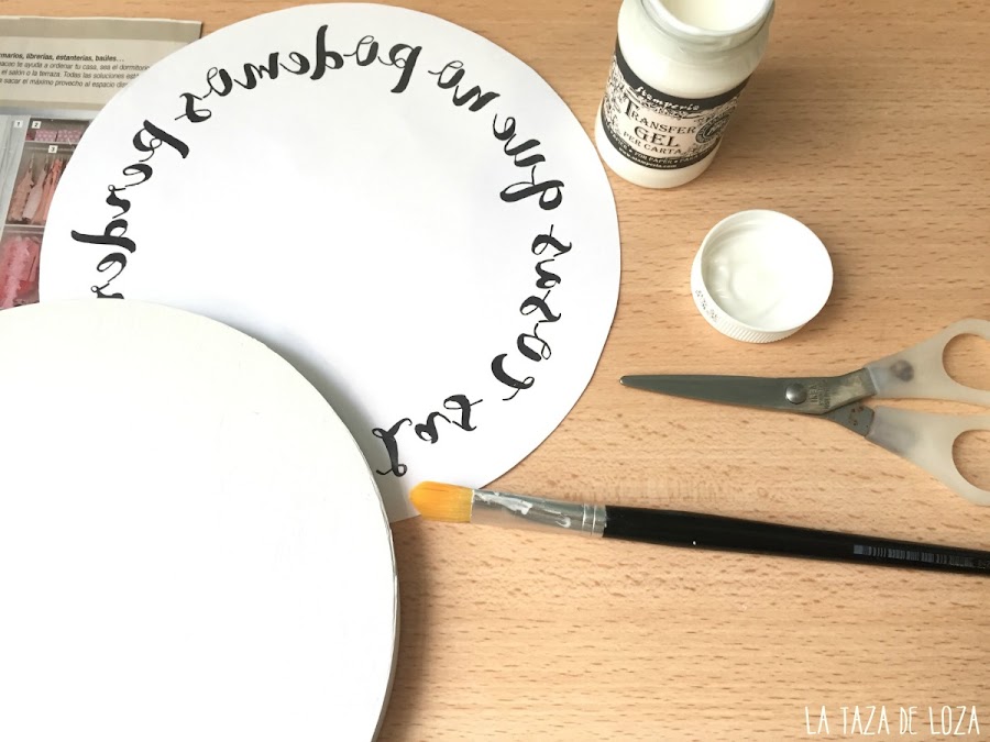 transferir-letras-a-una-caja-de-madera