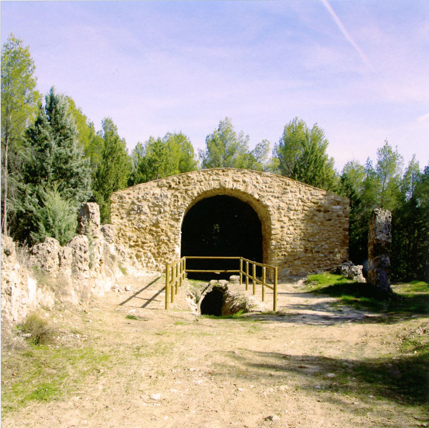 Foto de Ermita en Albendea, Cuenca