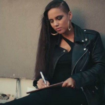 Alicia Keys previews new song '28,000' in Levi's commercial... - ~ * Toya'z  World * ~