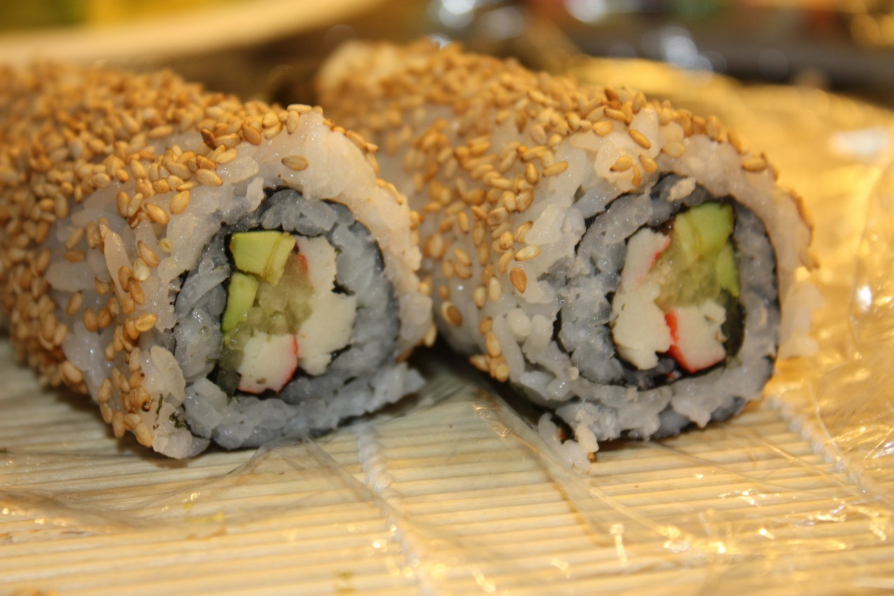 pass the peas, please: california sushi rolls