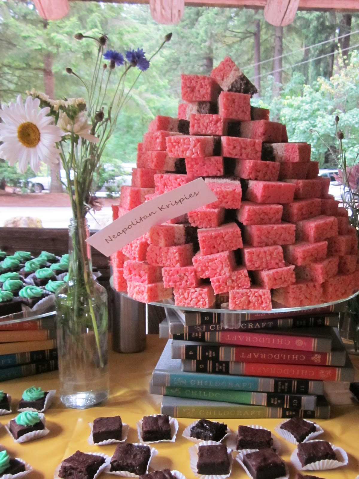 Fancy That Notion: Spring party: dessert table