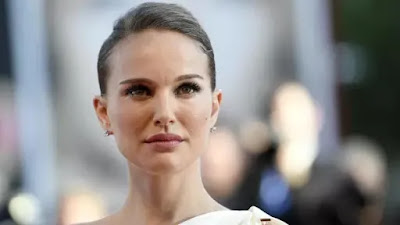Ministro israelense apela a Natalie Portman para não ceder Ministro israelense apela a Natalie Portman para não ceder