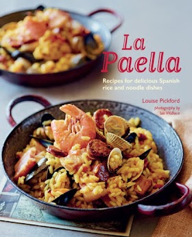 La Paella: Recipes for delicious Spanish rice and noodle dishes
