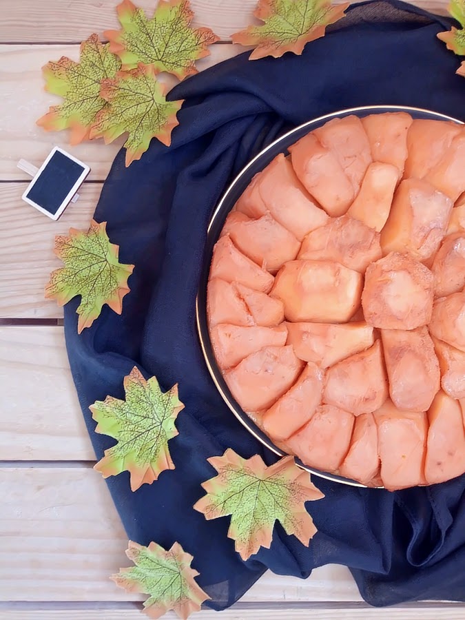Tarta tatín de membrillo postre otoño dulce sencillo fácil fruta cuca canela con horno caramelo