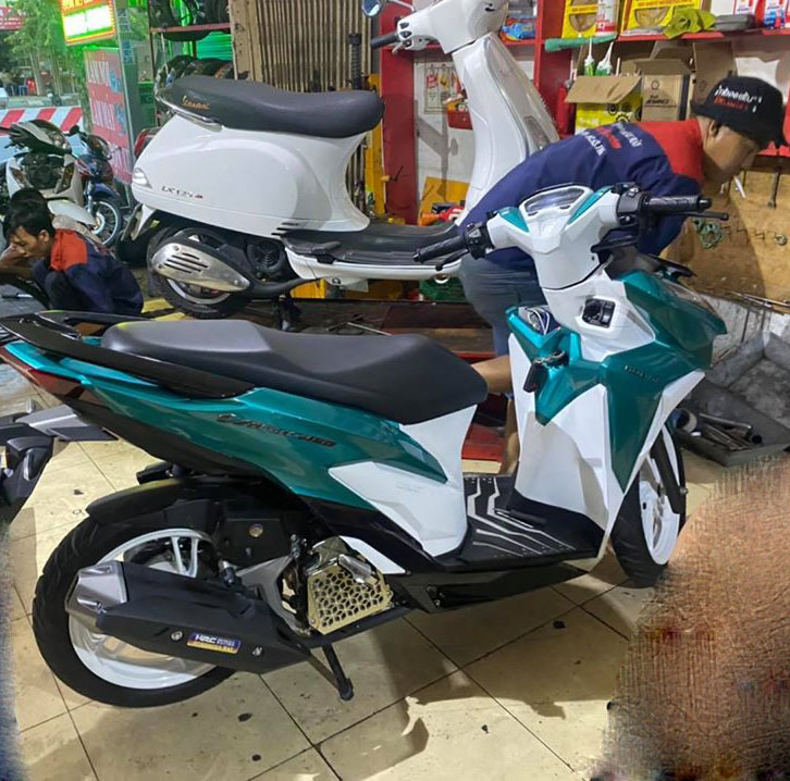 Mẫu sơn xe Honda Vario 150 màu trắng zin cực đẹp  SƠN XE GIÁ RẺ