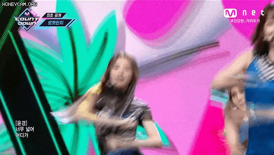 지난주 컴백한 로켓펀치 JUICY 엠카 움짤 .gif | 인스티즈