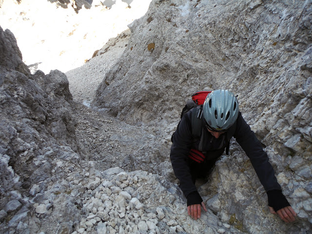 Monte Camicia, cresta ovest