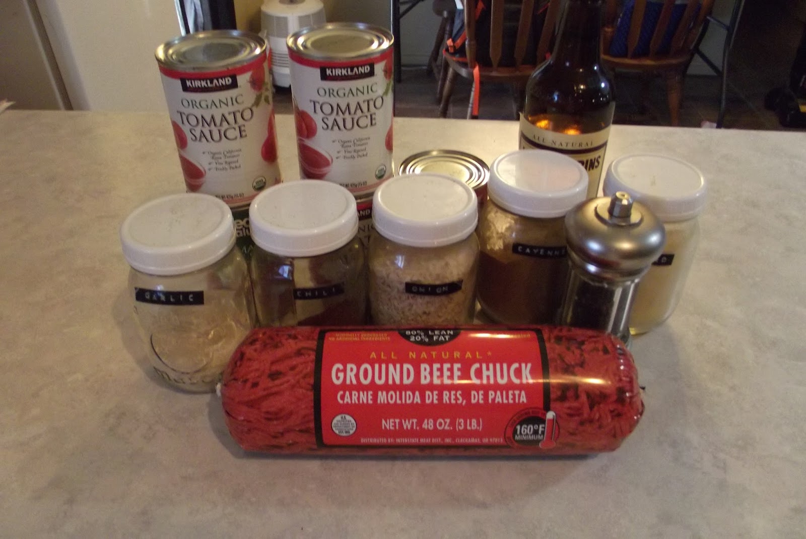 Little Chuck's Selfsufficiency, Recycling, and Bargain Living Slow Cooker Chili Sauce for Canning