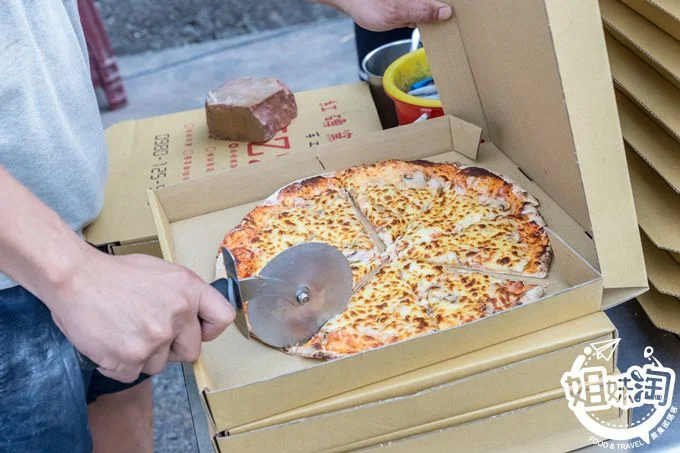 墾丁窯烤披薩,墾丁大街美食,墾丁紅磚窯pizza,墾丁大街必吃,墾丁薄皮pizza