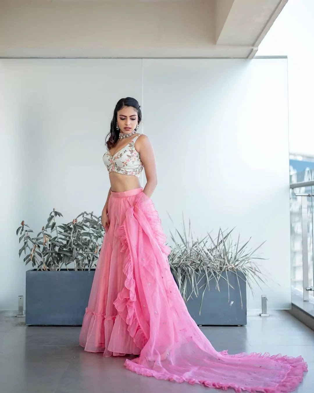 amala-paul-in-pink-lehenga amala-paul-in-pink-lehenga