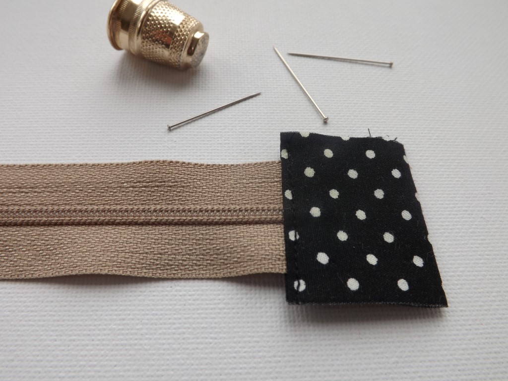 SewforSoul Zipper End Tab Tutorial