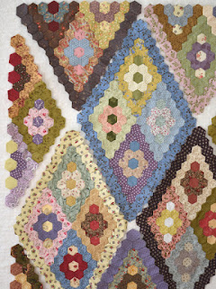 #QuiltBee: Minnie hexagon quilt