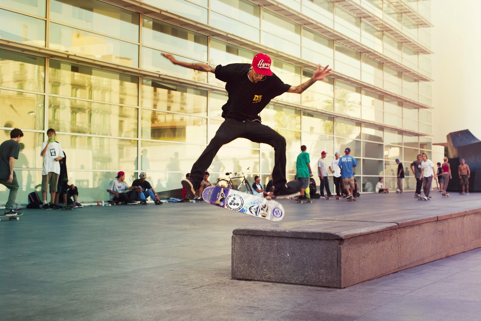 Tribus urbanas: los skater: Vestimenta de los skaters Tribus urbanas: los skater: Vestimenta de los skaters