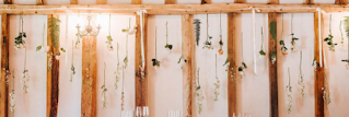 Take a peek at the wedding decorations that can be applied to the wedding venue Take a peek at the wedding decorations that can be applied to the wedding venue