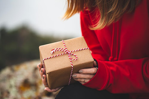 Corporate gift ideas that also save the environment