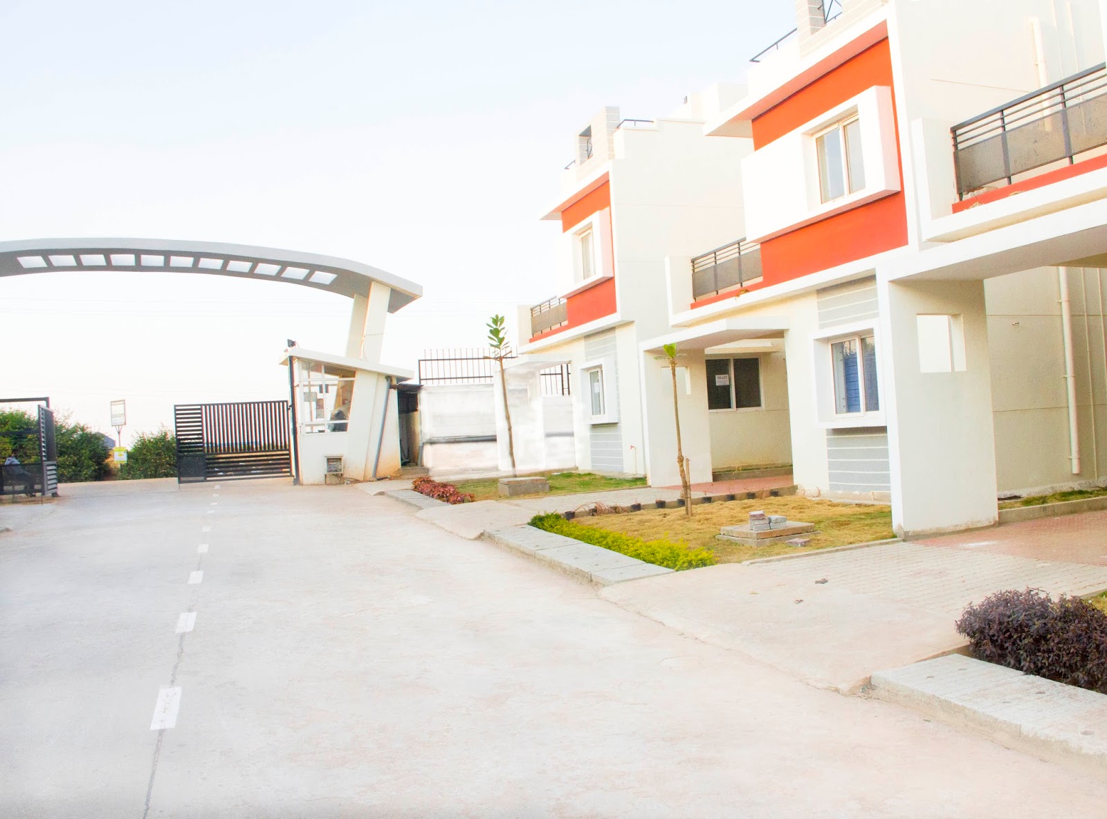 PeninsuLa LuXurY VillaS & ApartmentS at SarJapuR, Bangalore Peninsula