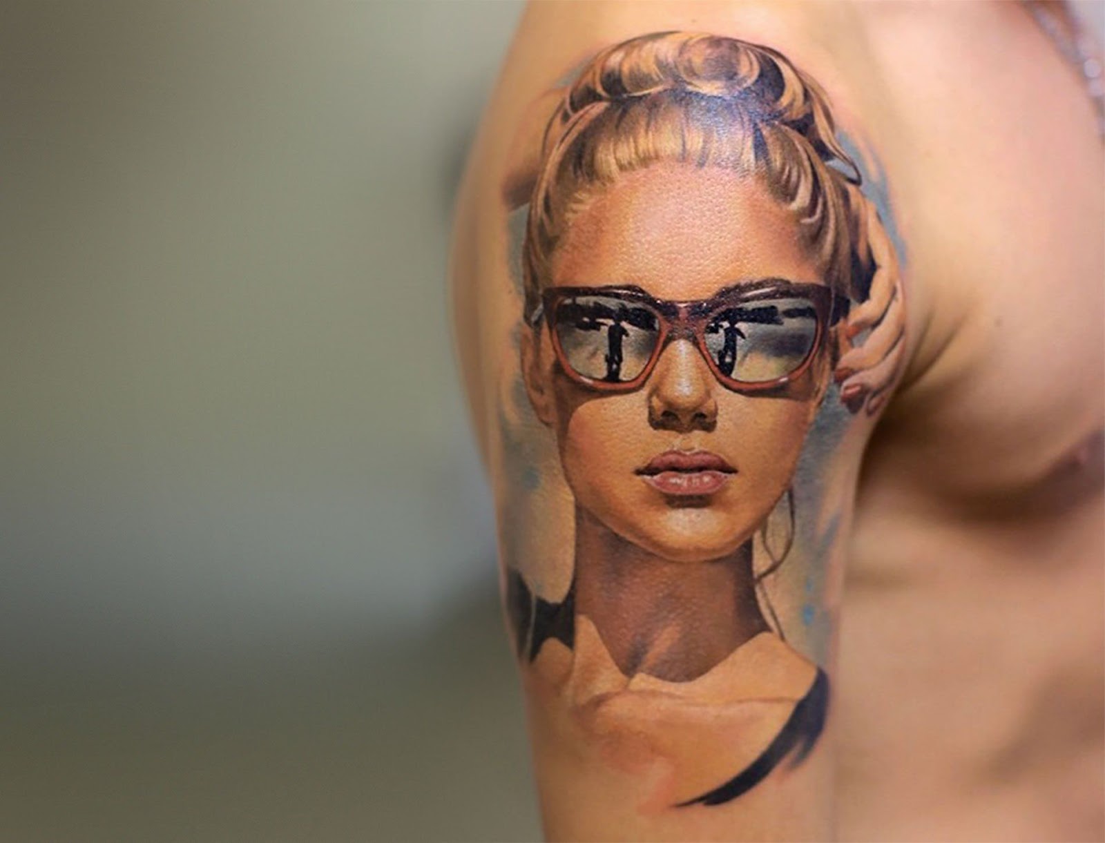 15 Original Tattoos That Create Stunning Optical illusions - BoredPandaNow