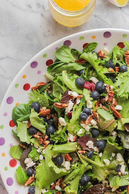 Blueberry & Toasted Pecan Mixed Greens Salad with Orange Vinaigrette | The Chef Next Door