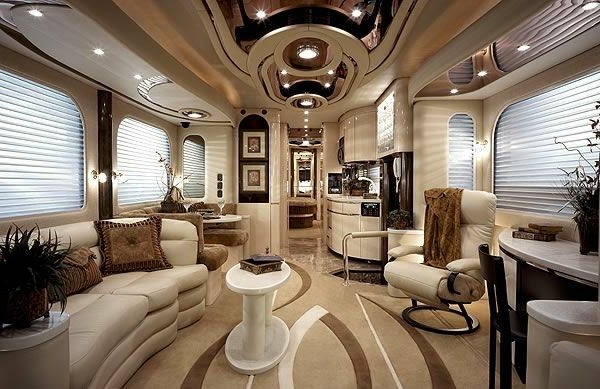 50 fantastic luxury motor-homes on wheels!