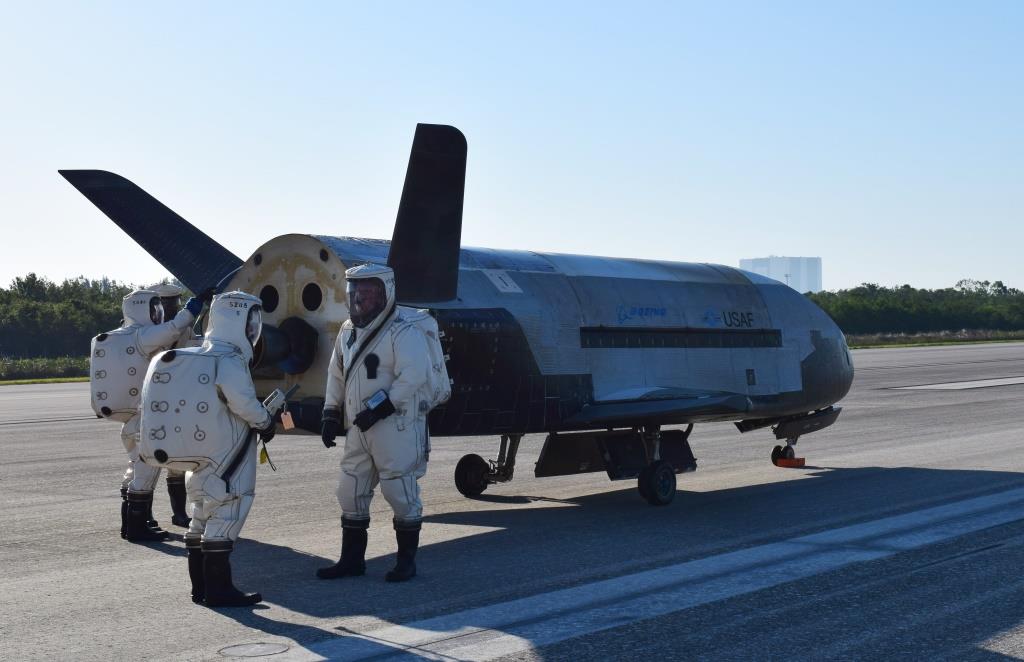 UNVEILED THE NEWEST MOST ADVANCED X37B SPACECRAFT Blog Before Flight