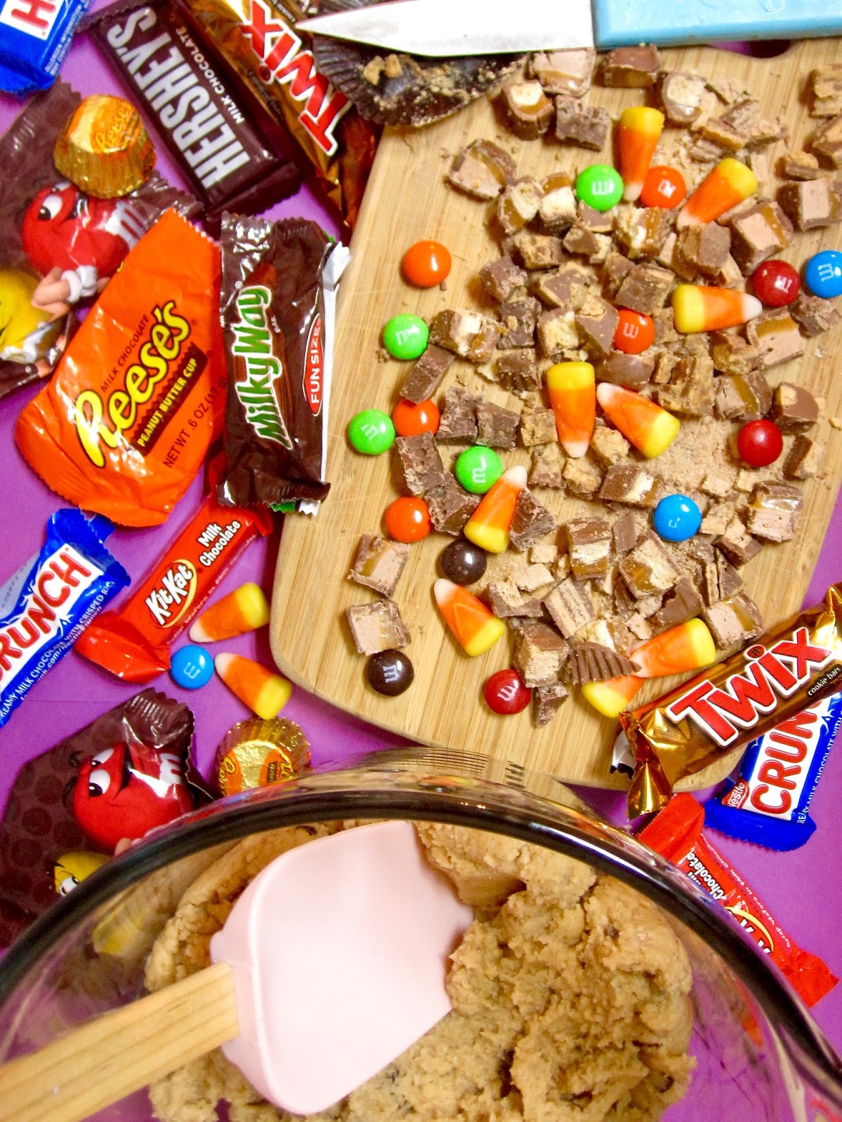 Leftover Halloween Candy Cookies (Candy Bar Cookies) - The Lindsay Ann
