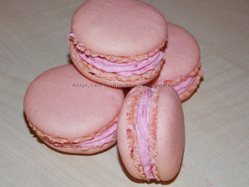 Macarons cu zmeura