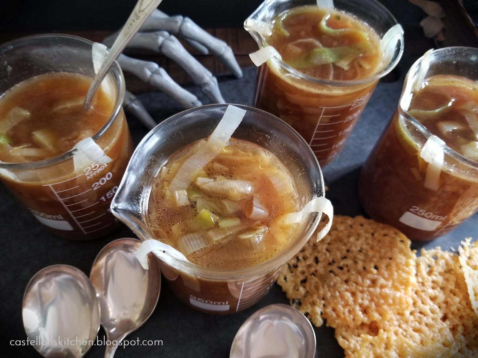 Castellon's Kitchen: Vampire Slayer Soup (Roasted Garlic Sweet Potato Soup)
