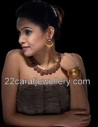 Mind Blowing Traditional Jewelry - Jewellery Designs