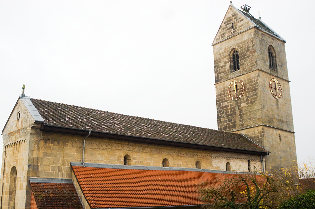 Bilder mit einem Beamerobjektiv — Martinskirche zu Neckartailfingen