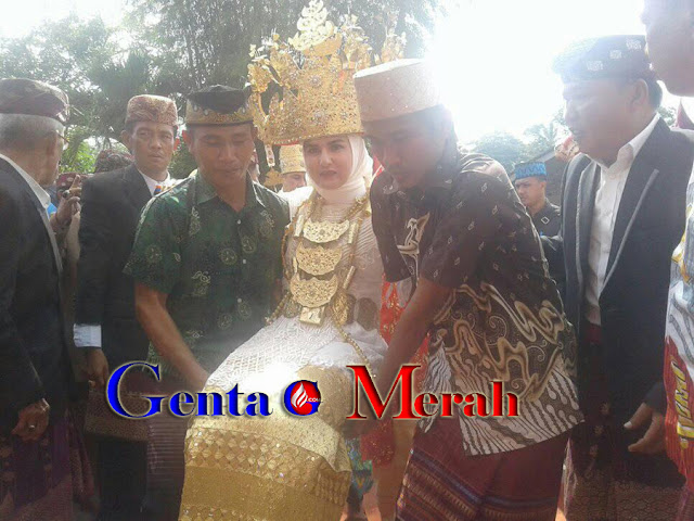 Gawi Adat, Istri Bupati Pesawaran Diberi Adok Sultan Putri Nata Marga