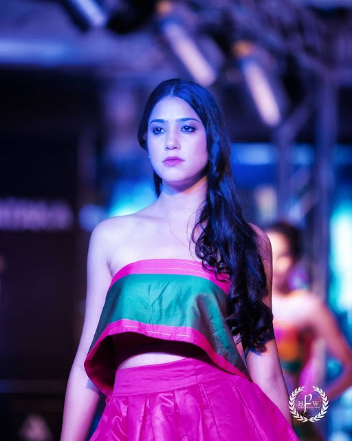 Bollywood Model Jain Priyanka Latest Hot Ramp Walk Pics 69