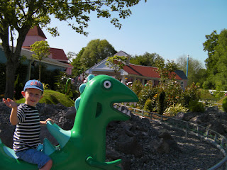 dinosaur ride past the volcanoes