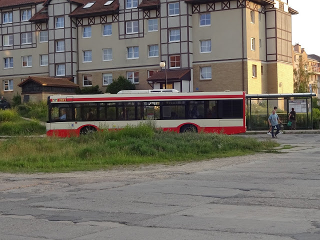 Komunikacyjna draka na południu Gdańska - co gryzie mieszkańców korzystających z pętli autobusowej Kampinowska? - Czytaj więcej »