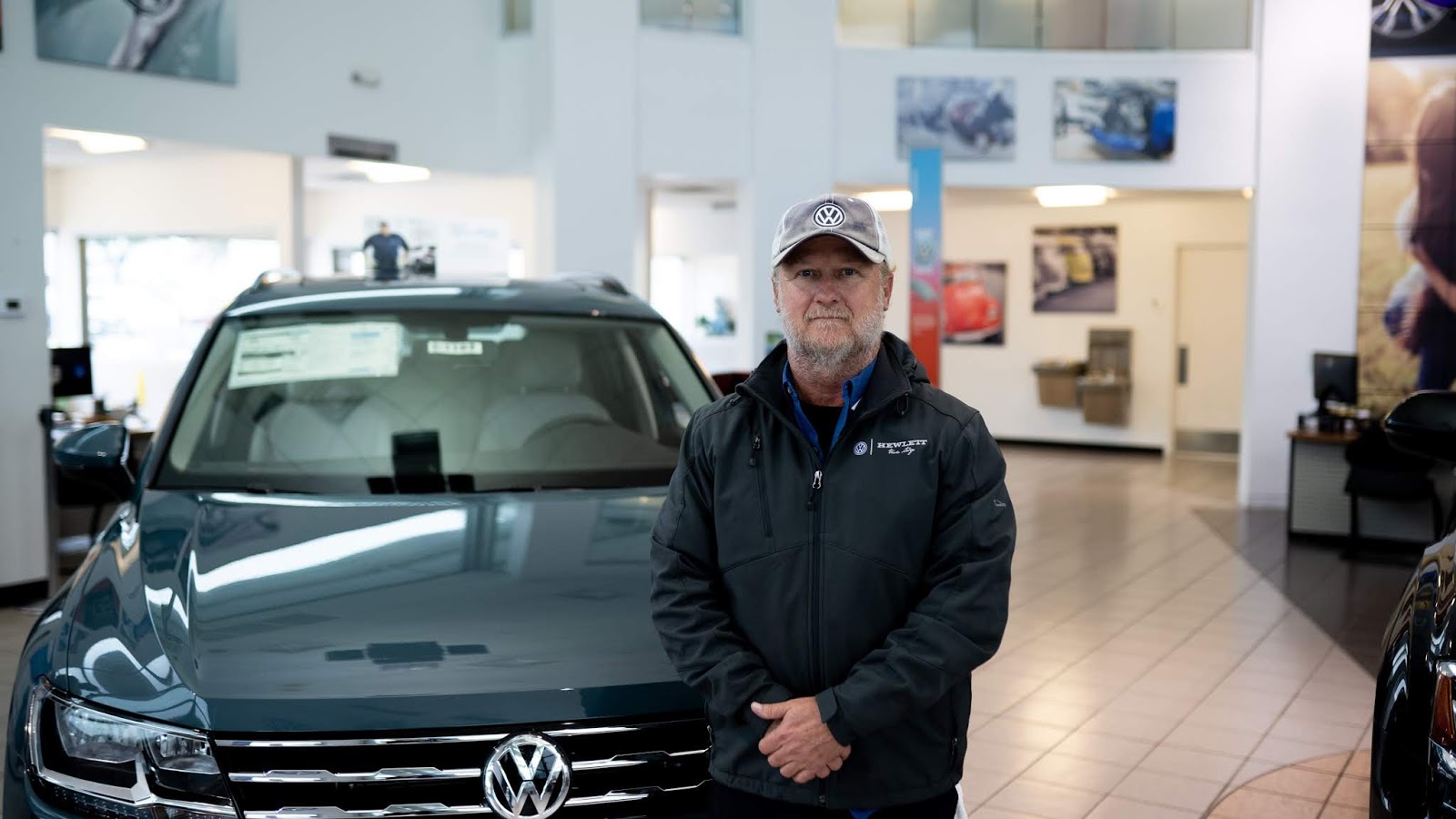 HONORING OUR HEWLETT VW VETERANS