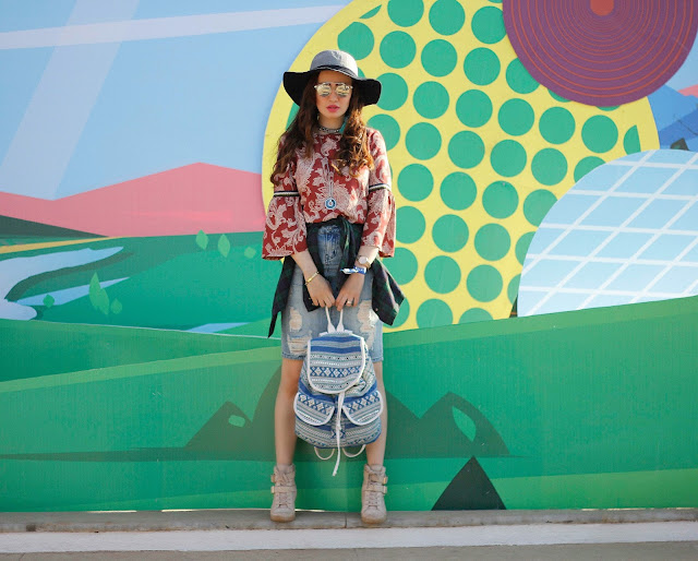 Vero Moda Sula Fest'16 Vero Moda Sula Fest'16, Vero Moda Paisley Bell-sleeve top, ripped denim skirt, plaid shirt, boho-chic, 70's fashion,music festival look, floppy hat, back-pack