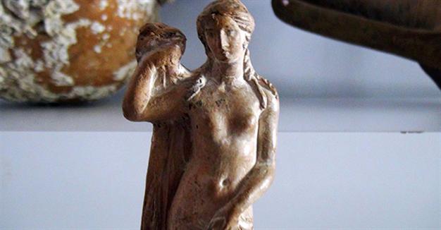 Police seize priceless 2,000 year old Aphrodite statue in Istanbul