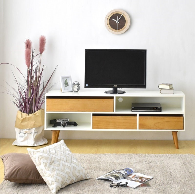 Pilihan Meja  TV  yang Cocok Untuk Rumah Anda