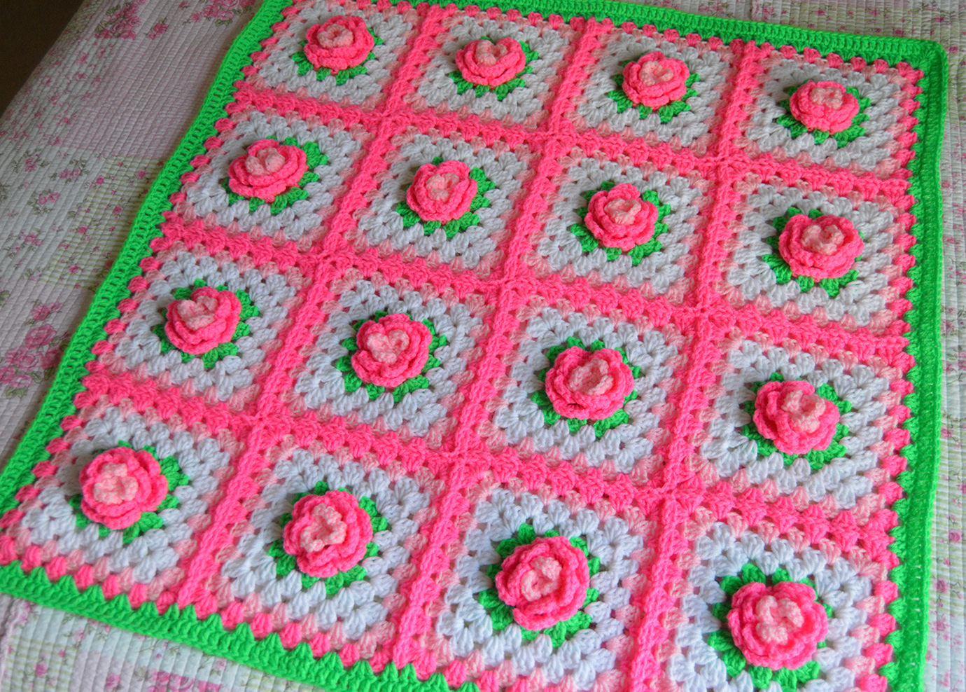 tillie tulip a handmade mishmosh Radiant Roses Blanket Complete!