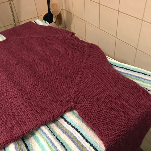 nofrillssweater