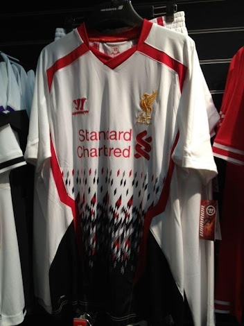 Liverpool-13-14-Away-Kit-real-Image.jpg